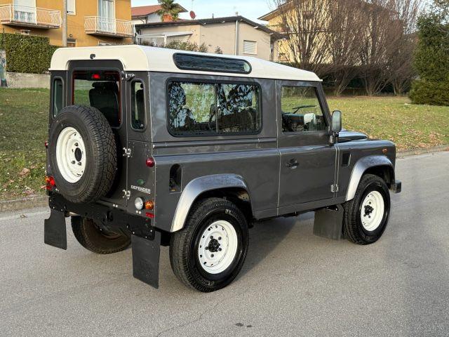 LAND ROVER Defender 90 2.4 S TD4 Station Wagon
