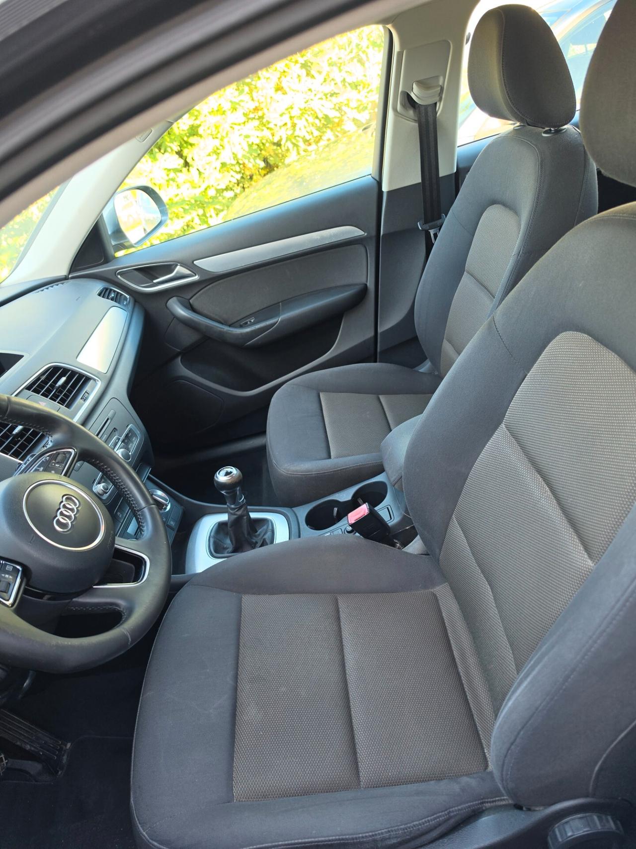 Audi Q3 2.0 TDI Business