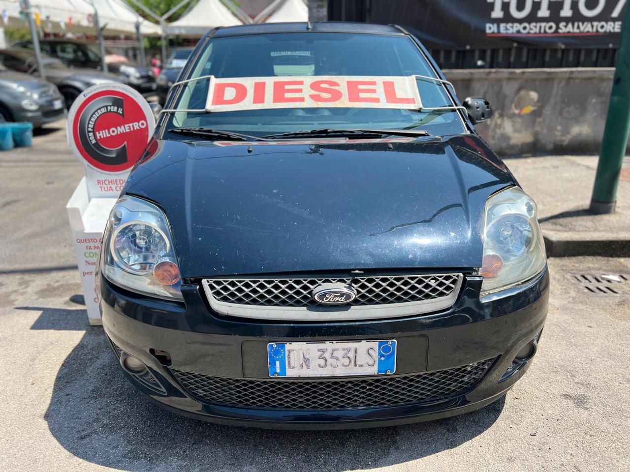 Ford Fiesta 1.4 TDCi 68CV 3 porte Titanium