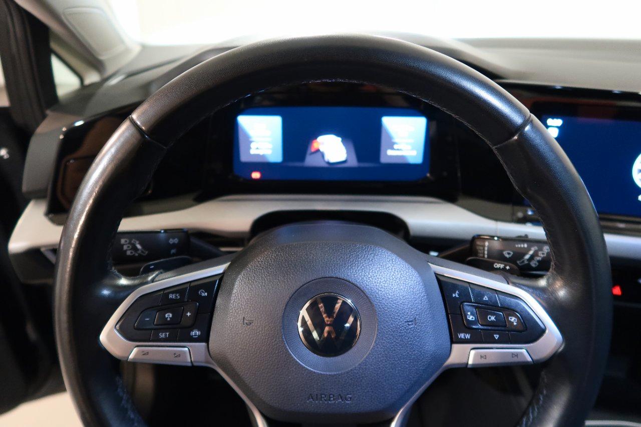 Volkswagen Golf 2.0 tdi Life 115cv dsg