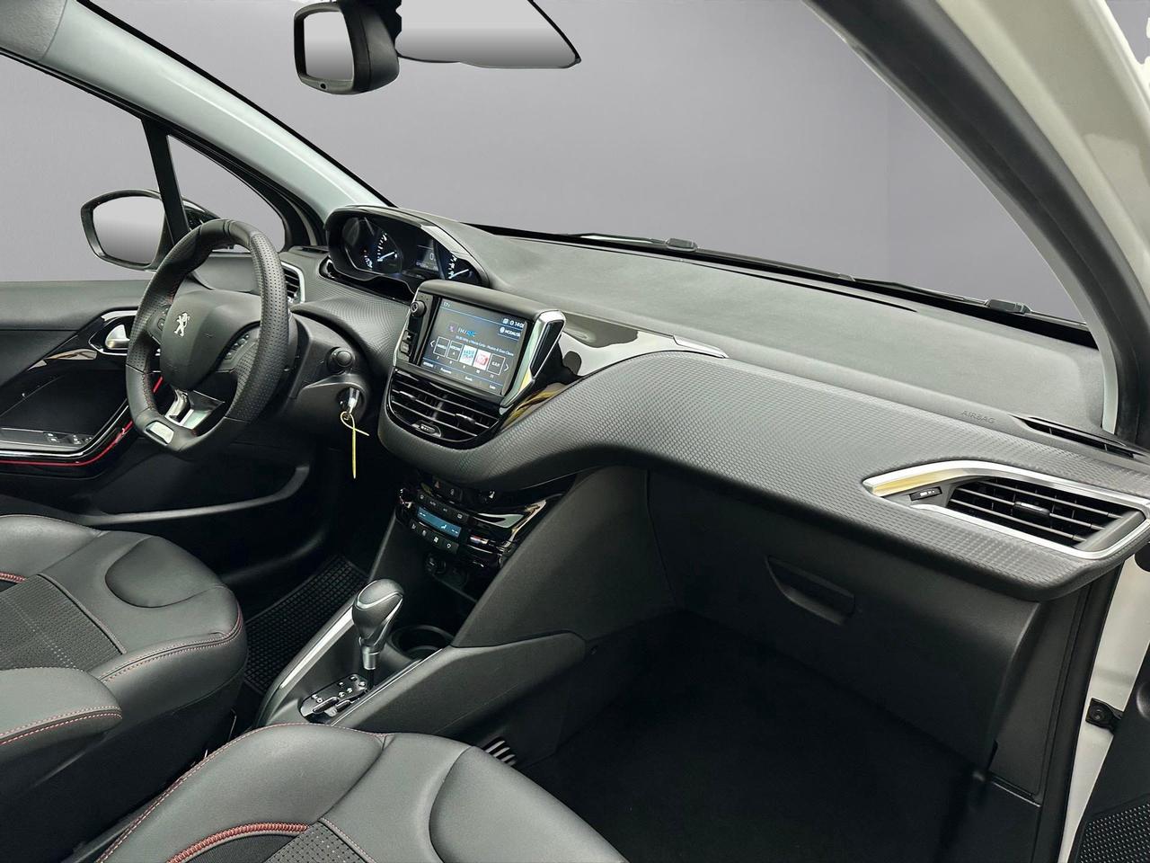 Peugeot 208 5p 1.2 puretech t GT Line s&s 110cv