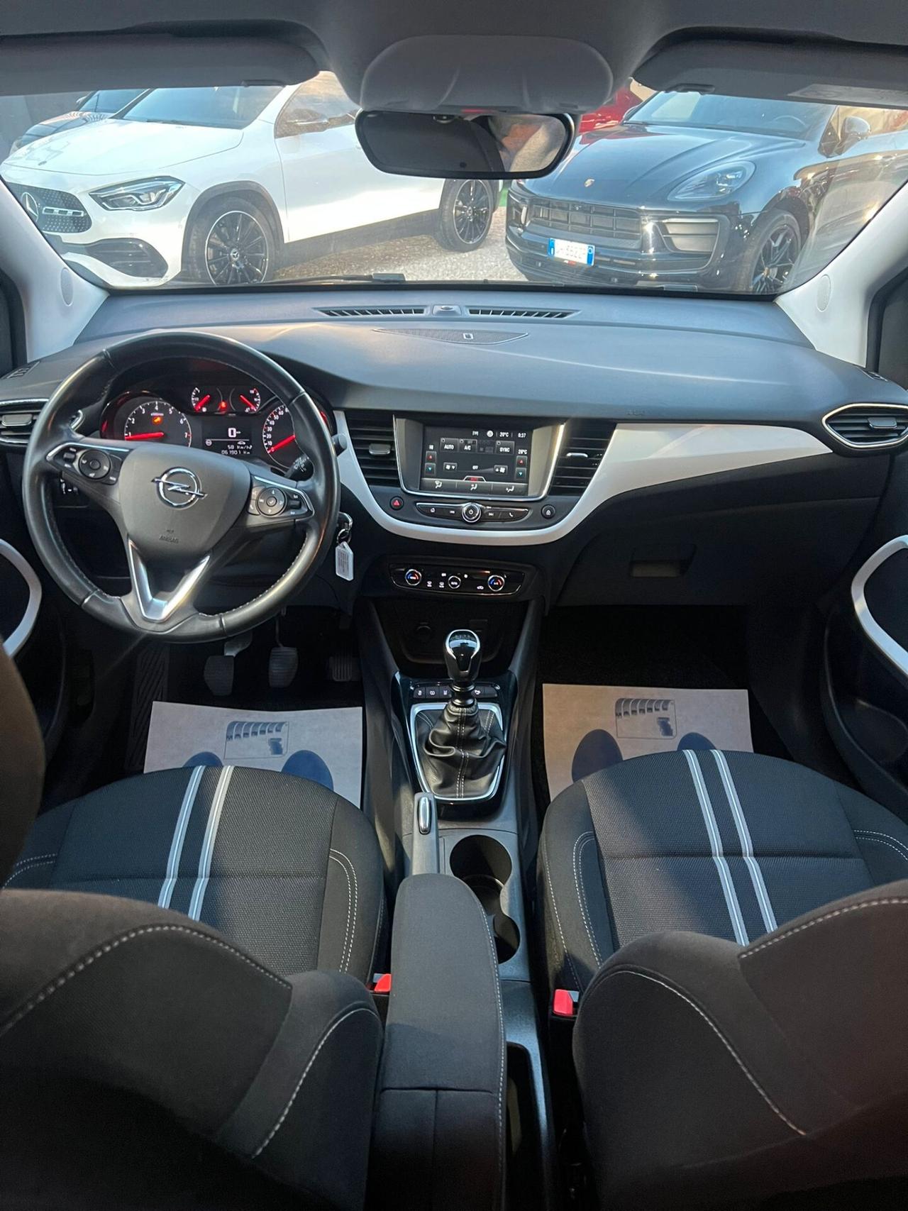 Opel Crossland 1.2 Turbo 12V 110 CV Start&Stop Design & Tech