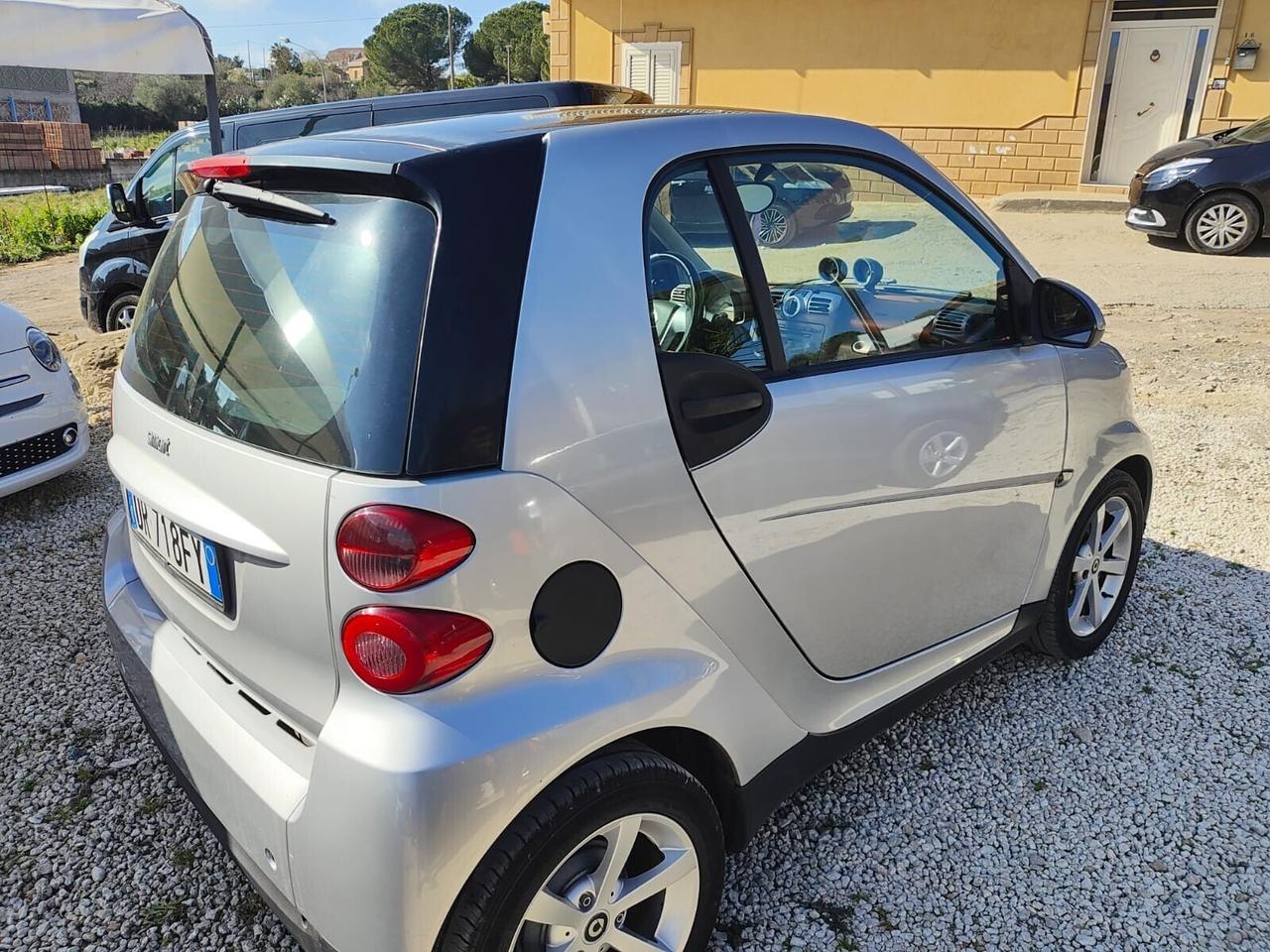 Smart ForTwo 1000 62 kW coupé passion