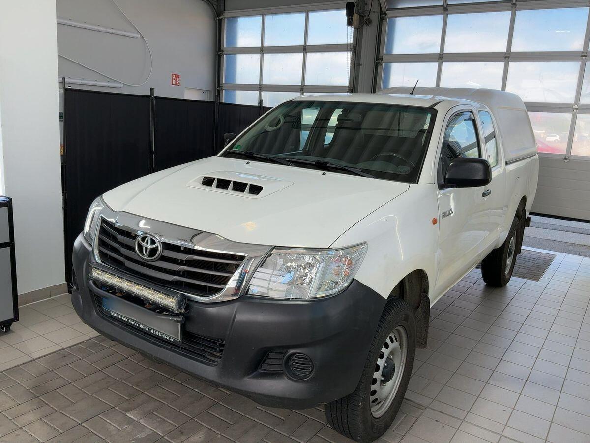 Toyota Hilux 2.5 D-4D 4WD 2p. EXTRA CAB 4X4