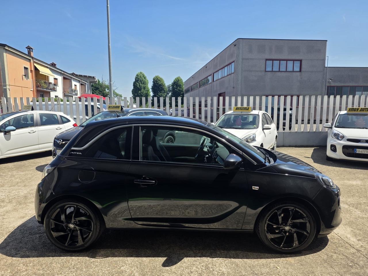 Opel Adam Rocks 1.2 70 CV Euro 6 , Neopatentati
