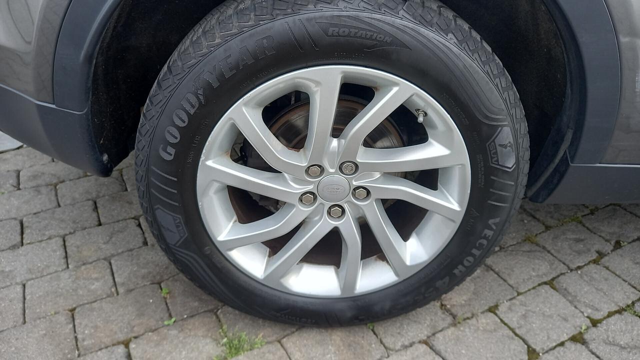 Land Rover Discovery Sport Discovery Sport 2.0 TD4 150 CV Auto Business Edition Pure