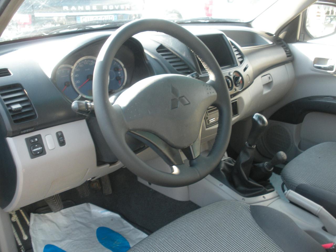Mitsubishi L200 2.5 DI-D/136CV Double Cab Intense