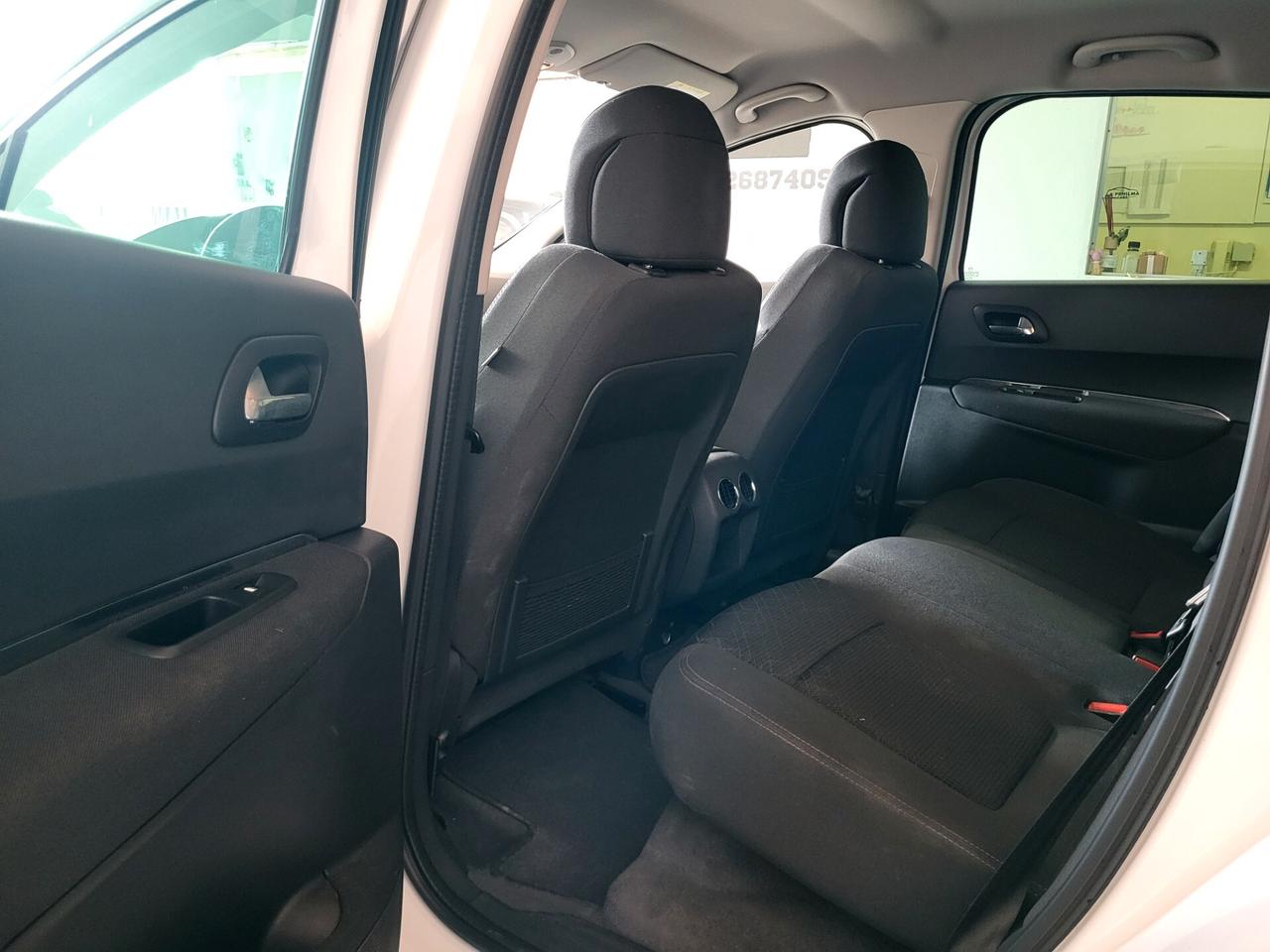 Peugeot 3008 BlueHDi 120 S&S Business