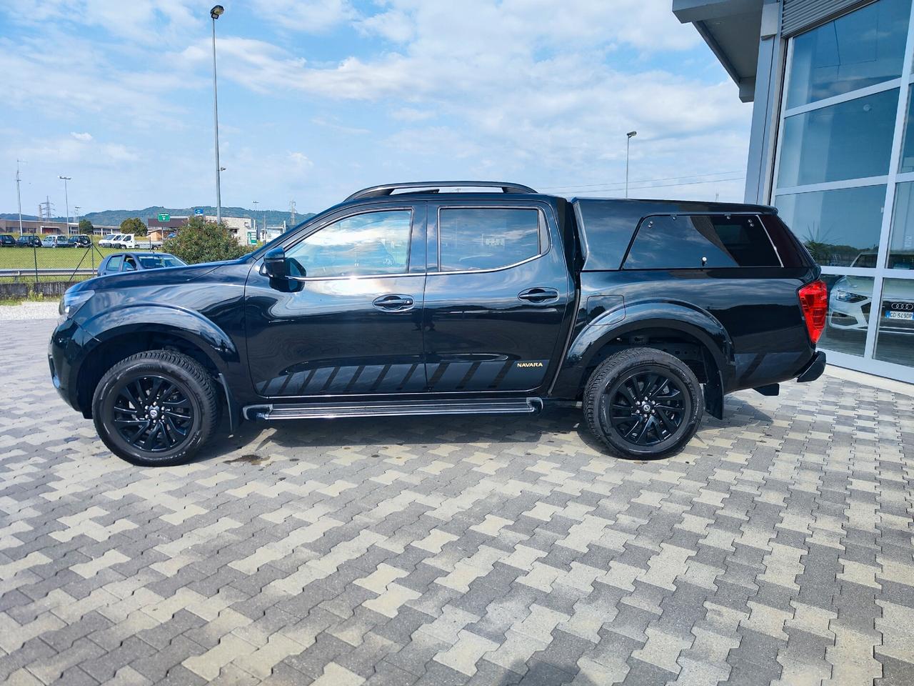 Nissan Navara 2.3 dCi 190 CV 7AT 4WD Double Cab N-Connecta