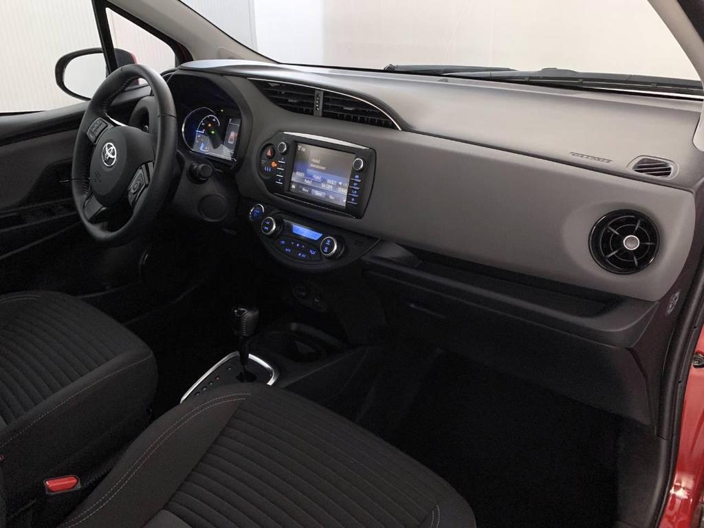 Toyota Yaris 5 Porte 1.5 VVT-i Hybrid Active E-CVT