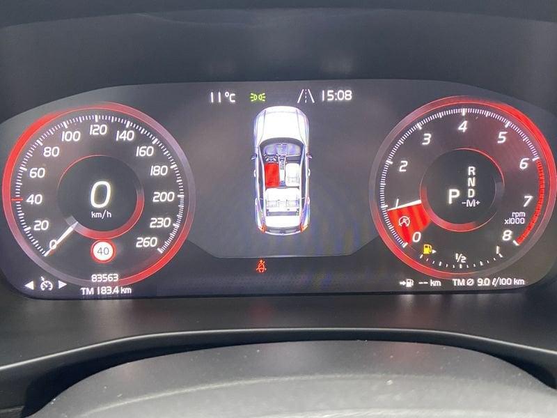 Volvo XC40 T3 Business Plus