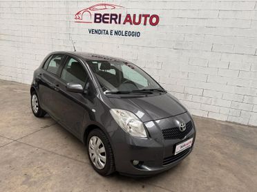 Toyota Yaris 5 porte Navi