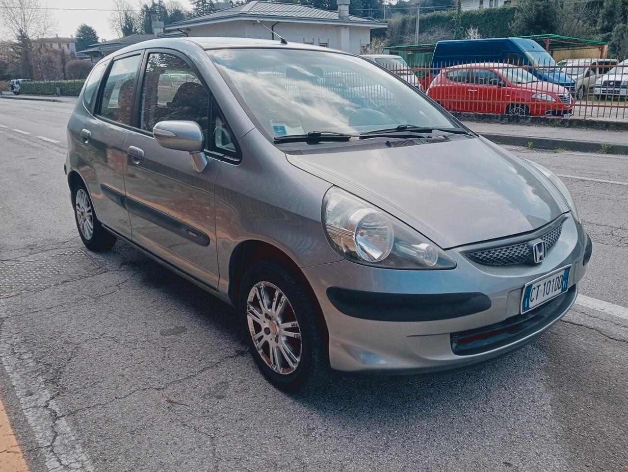 Honda Jazz 1.3 i-DSi 5p. S