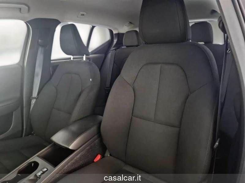 Volvo XC40 D3 Geartronic Momentum Core 3 anni di garanzia km illimitati pari alla nuova