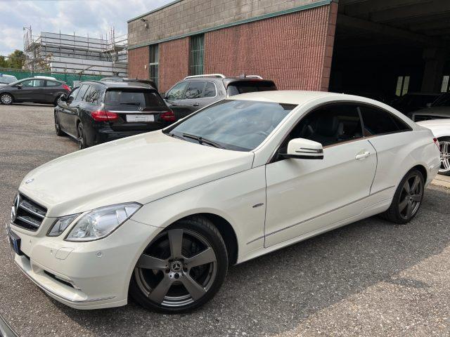 MERCEDES-BENZ E 250 Coupè