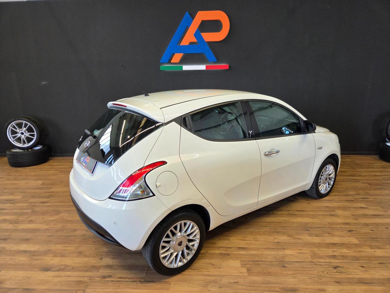 Lancia Ypsilon 5 Porte Ypsilon 0.9 t.air Platinum s&s 85cv dfn