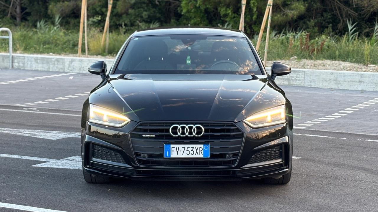 Audi A5 BlackPiano 40 TDI quattro Sline