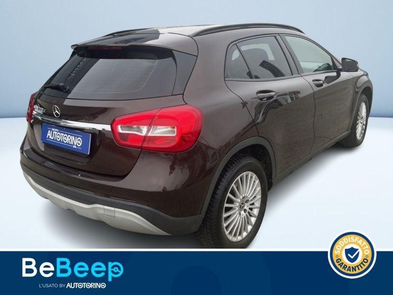 Mercedes-Benz GLA 200 D BUSINESS AUTO