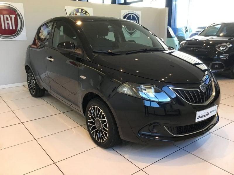 Lancia Ypsilon 1.0 FireFly 5 porte S&S Hybrid Platino MY24