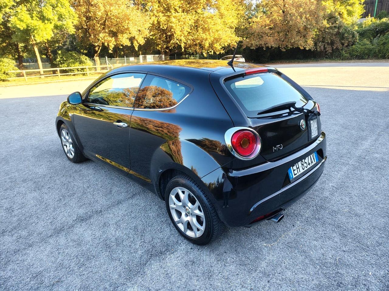 Alfa Romeo MiTo 1.3 JTDm-2 95 CV S&S Distinctive Sport Pack