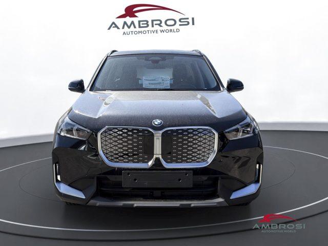 BMW iX1 eDrive20 Premium Package