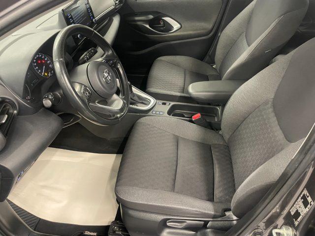 TOYOTA Yaris 1.5 Hybrid 93 CV e-CVT Business