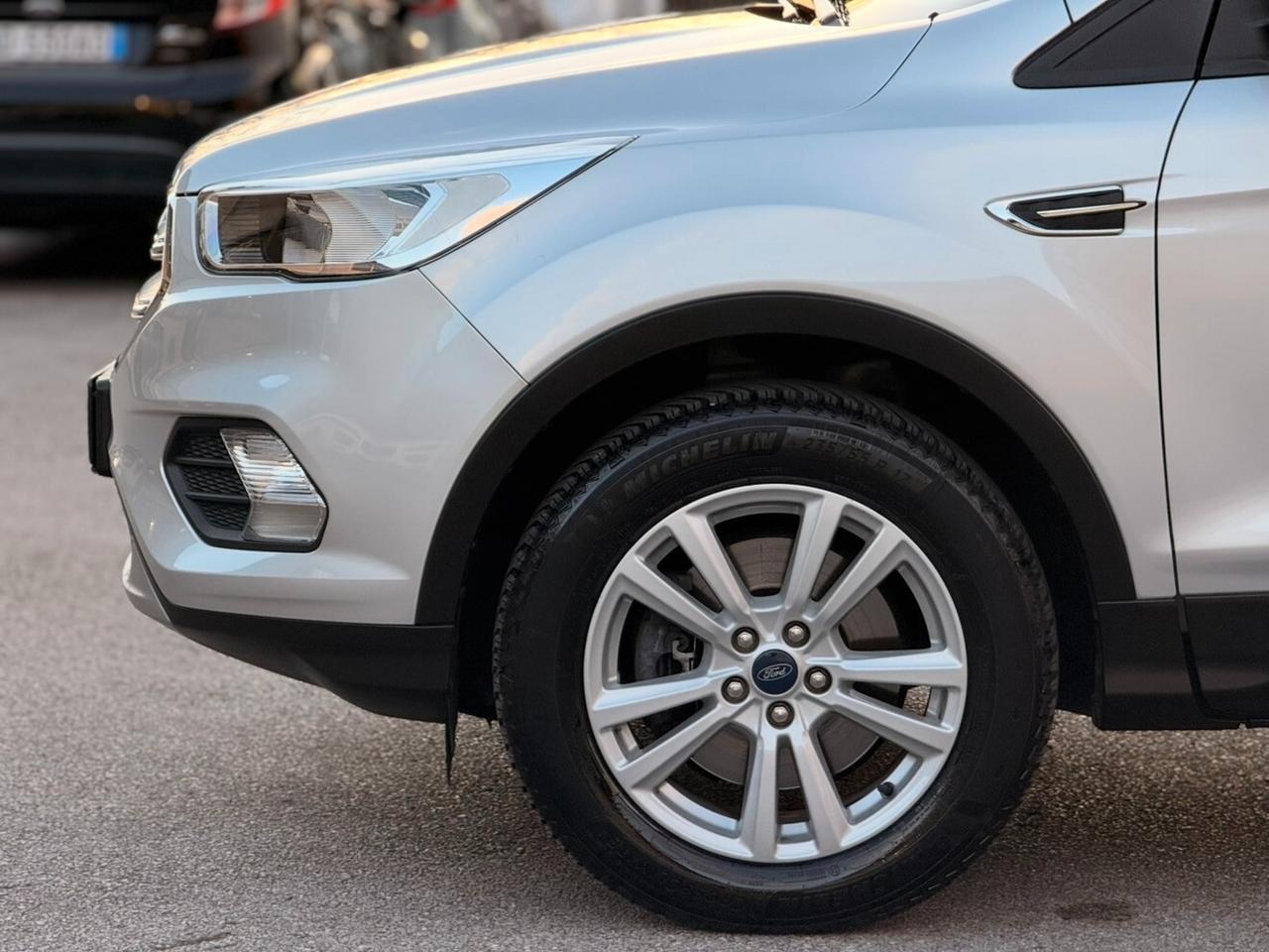 Ford Kuga 1.5 TDCI 120 CV S&S 2WD ST-Line Business