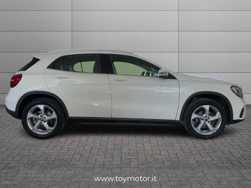 Mercedes-Benz GLA (X156) 200 d Automatic Sport