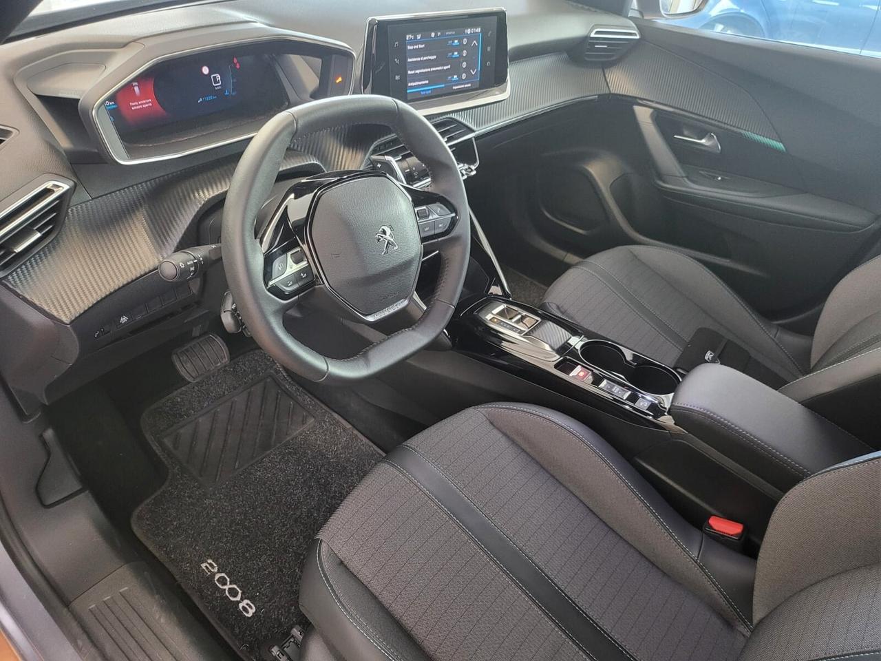 Peugeot 2008 PureTech EAT8 Allure PREZZO REALE