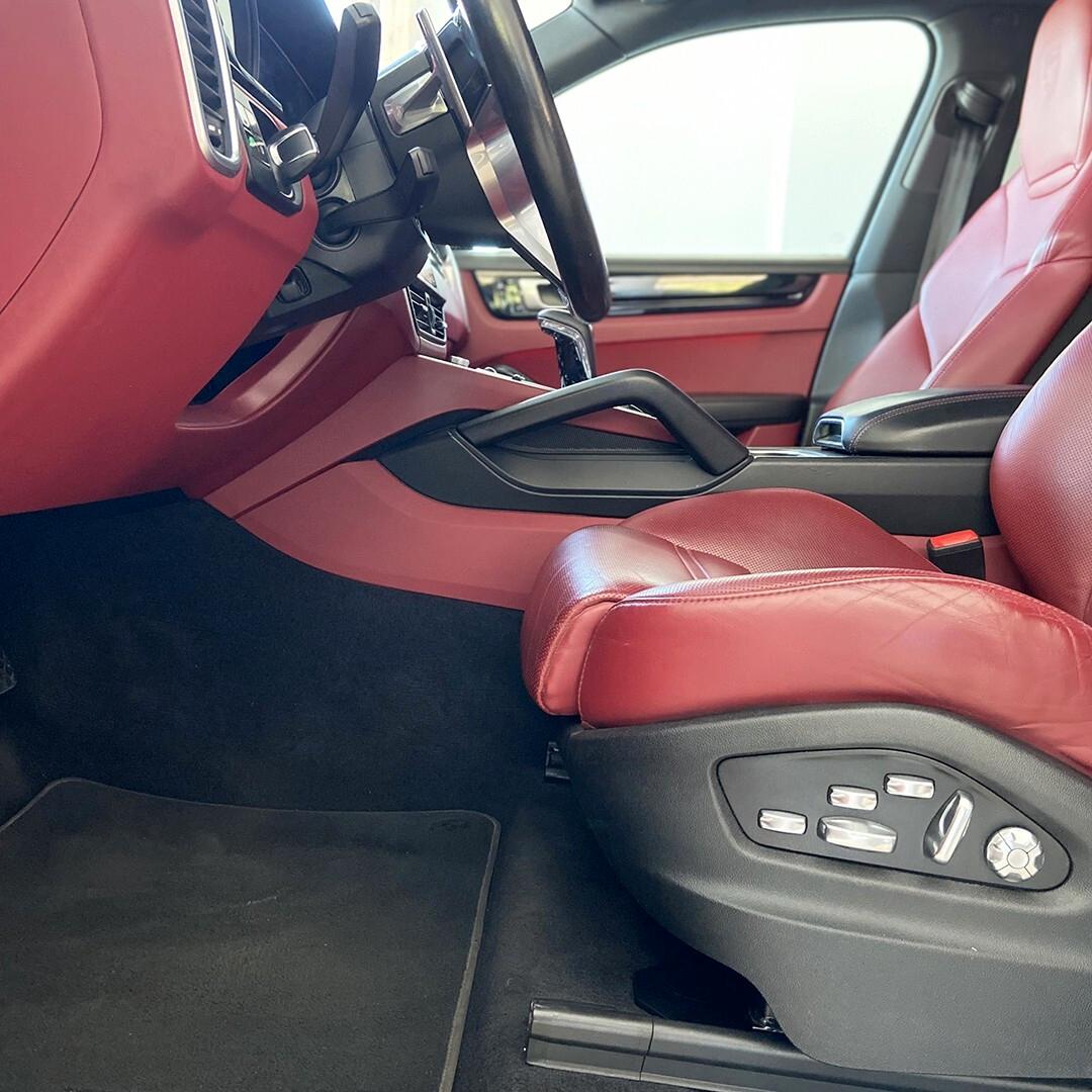 Porsche Cayenne 3.0 E-Hybrid 340cv |pelle cartier|imp. bose| R 22"