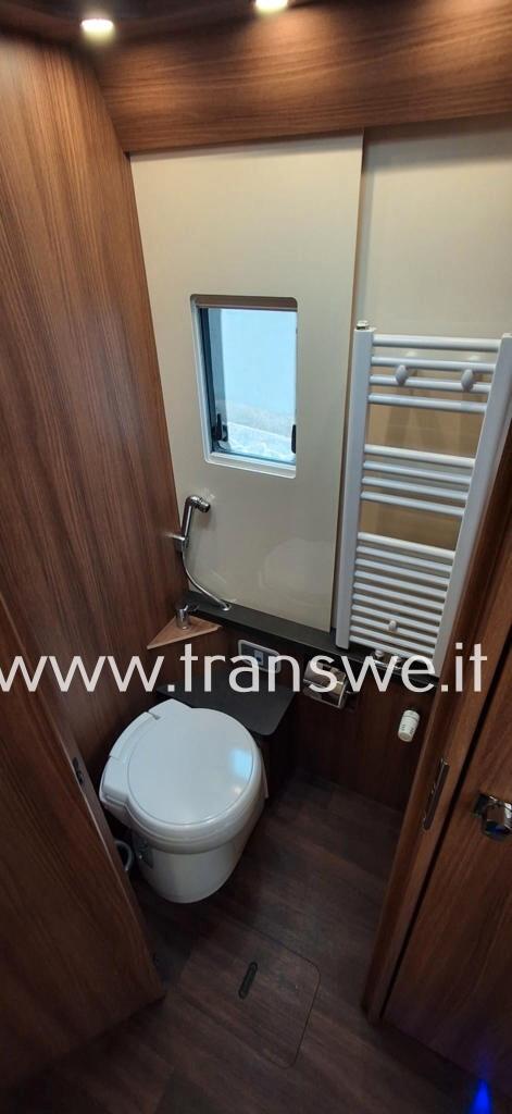 Carthago Chic E-Line I 61 XL LE motorhome letti gemelli