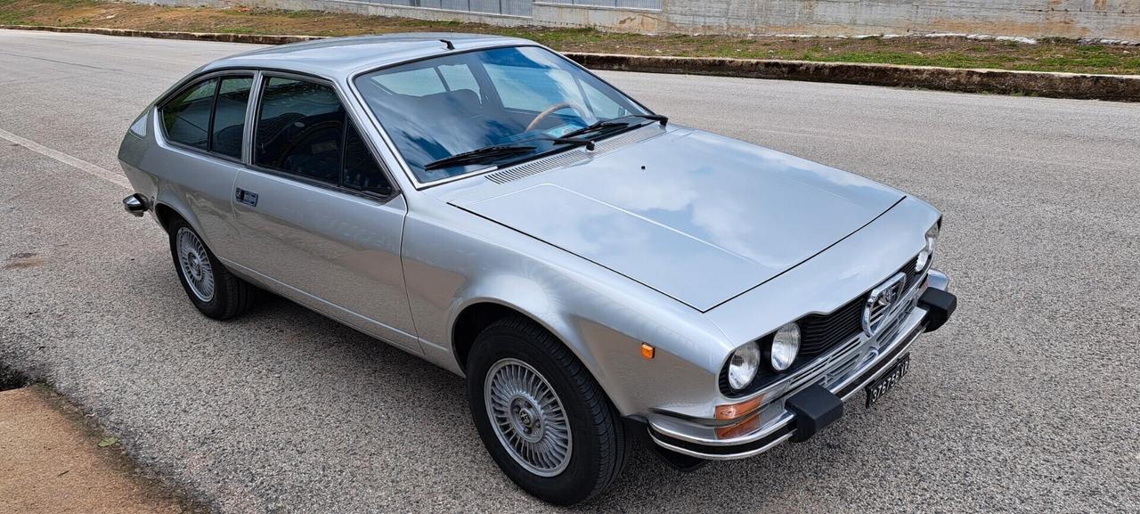 Alfa Romeo Spider Alfetta 1.8 GT coupe