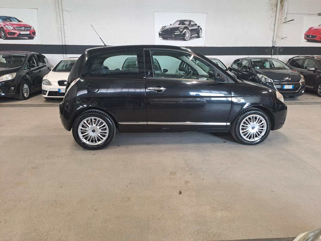 Lancia Ypsilon 1.2 Platino