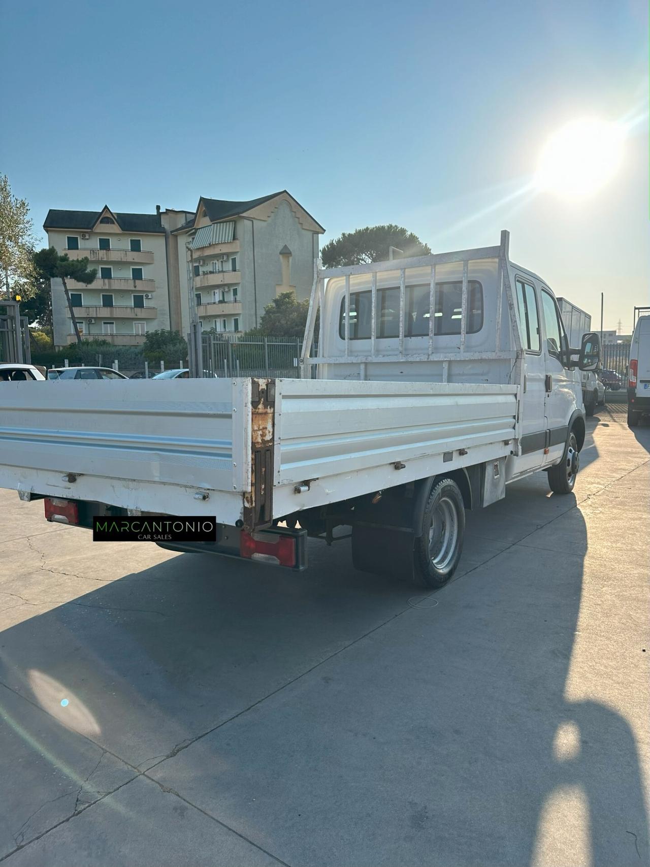 Iveco Daily 35c14 doppia Cabina cassonato
