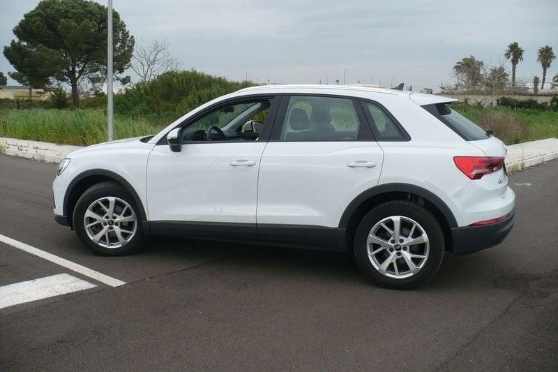 Audi Q3 2.0 35 TDI S Tronic Business Advanced