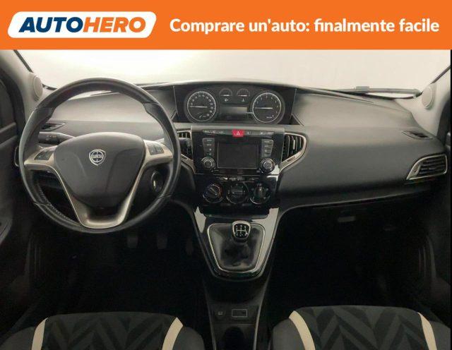 LANCIA Ypsilon 1.2 69 CV 5 porte Gold
