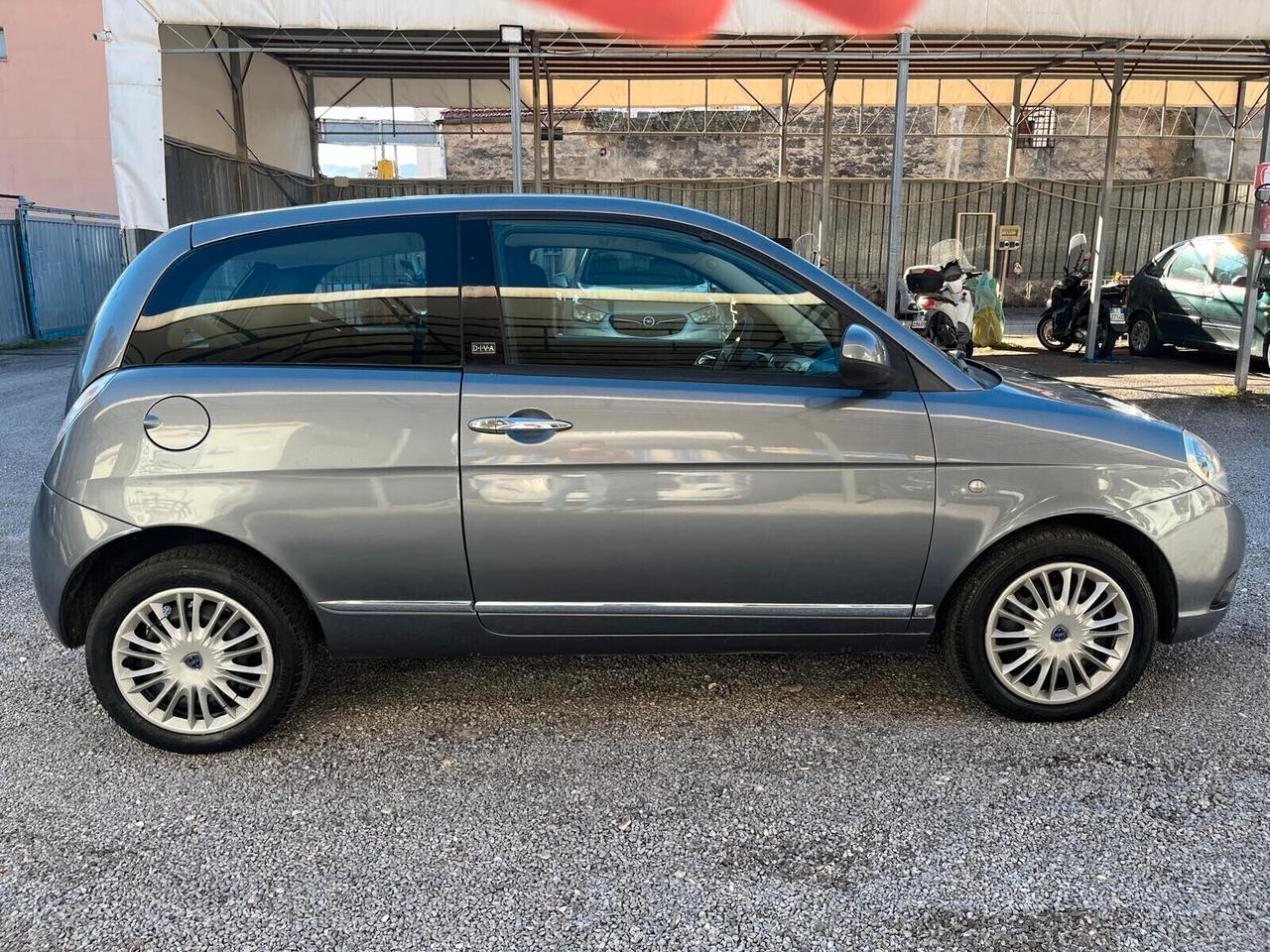 Lancia Ypsilon 1.3 MJT 75Cv 12 MESI DI GARANZIA