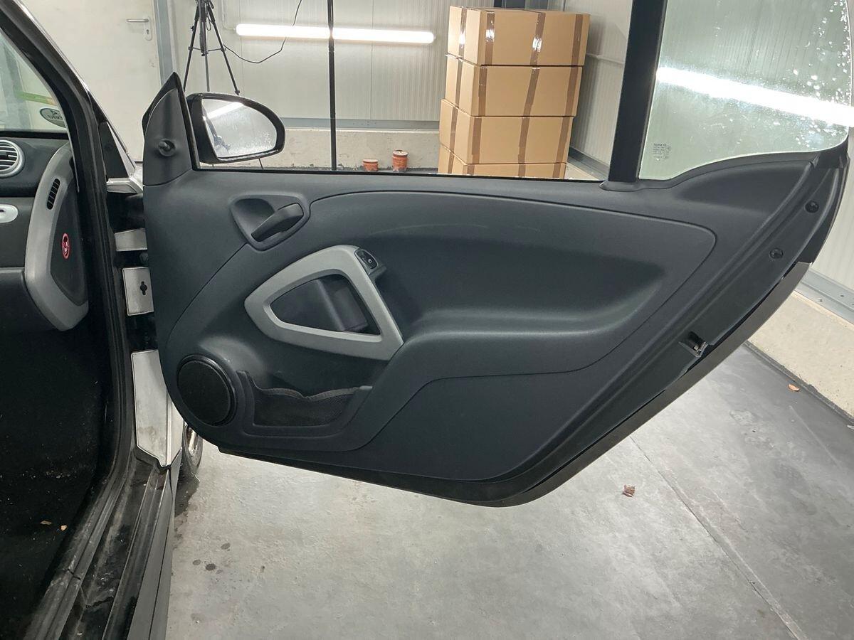 Smart ForTwo 1000 45 kW MHD coupé pure