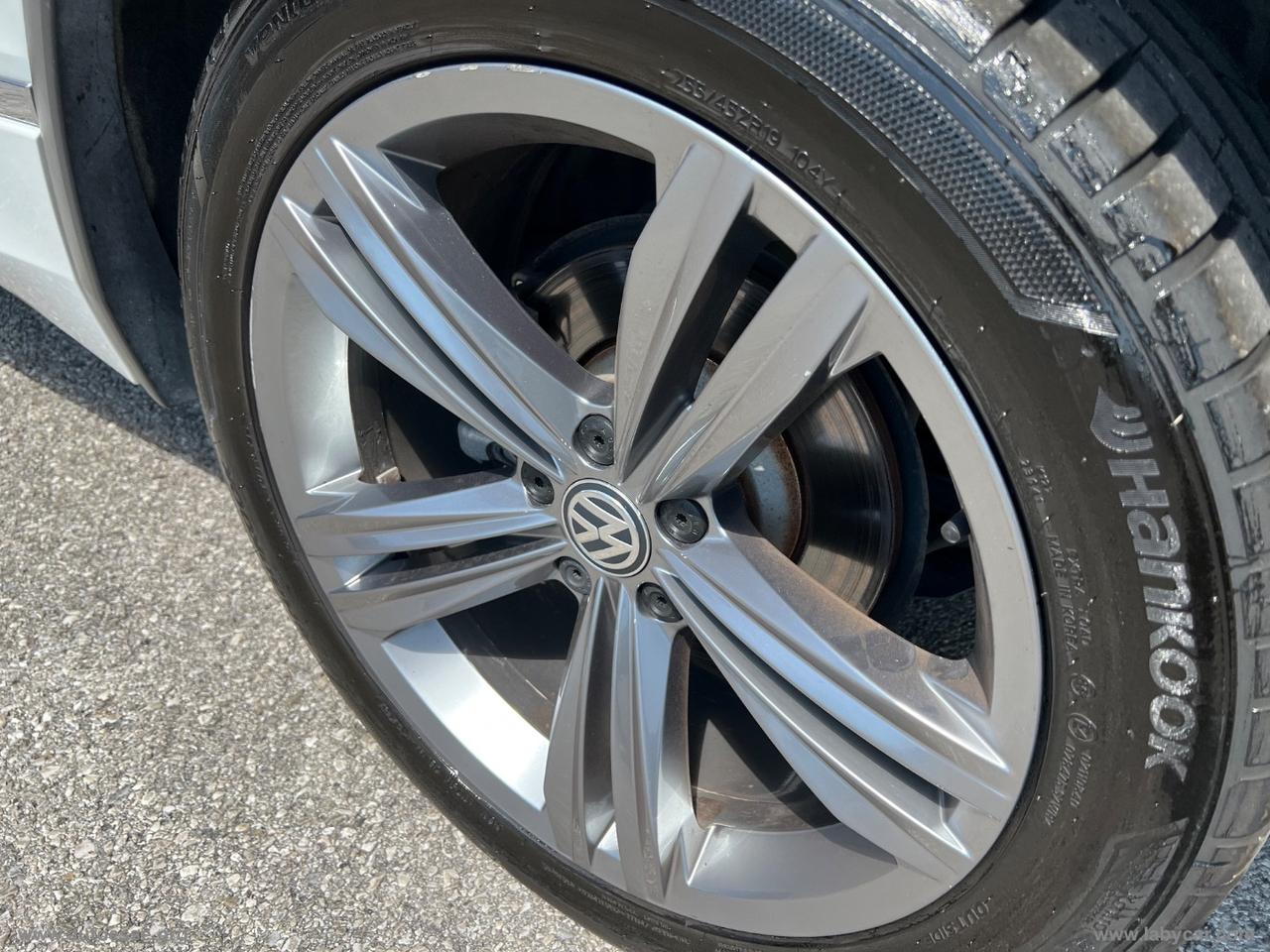 VOLKSWAGEN Tiguan 2.0 TDI 150CV SCR DSG R-Line
