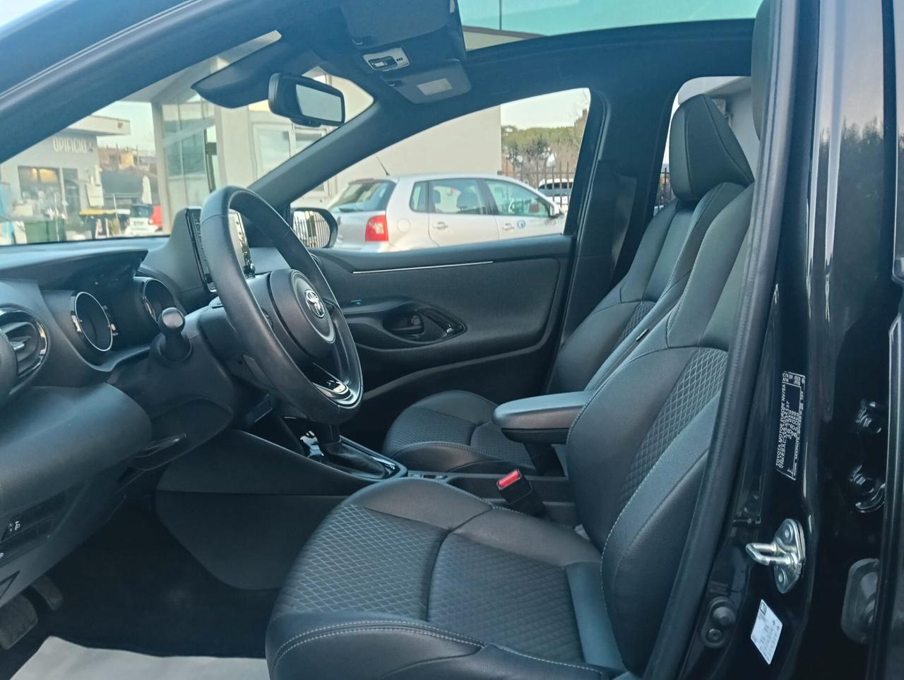 Toyota Yaris 1.5 Hybrid 5 porte Lounge