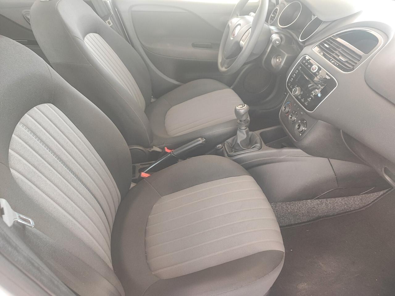 Fiat Punto 1.4 8V 5 porte Easypower Street