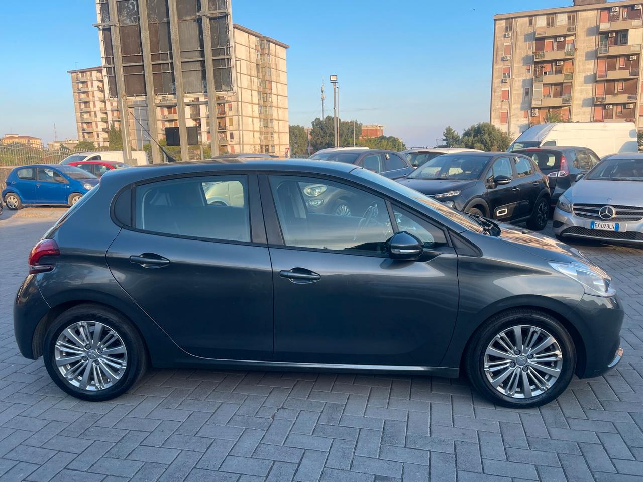 Peugeot 208 BlueHDi Allure