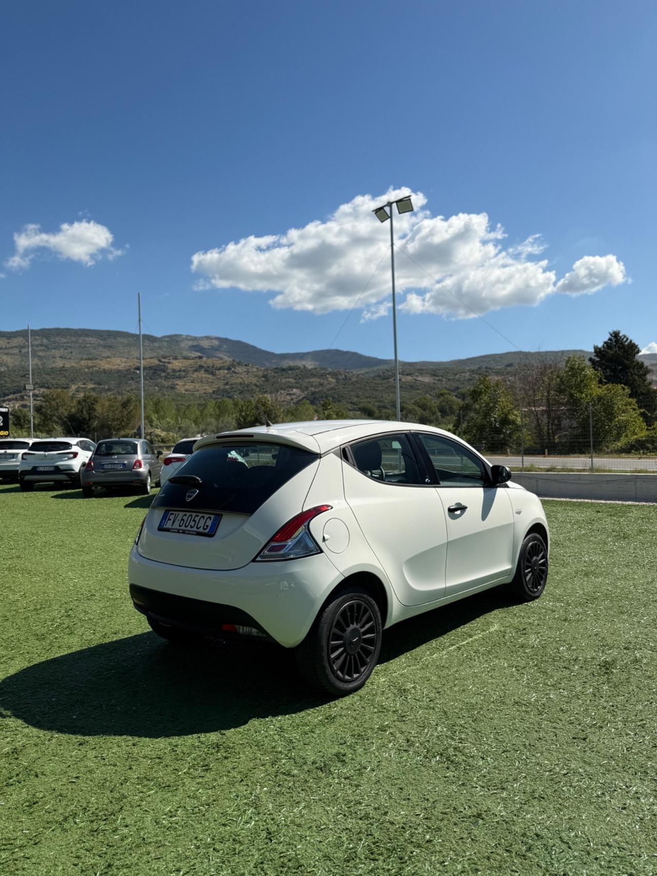 Lancia Ypsilon 1.2 69 CV 23Mila Km CERTIFICATI