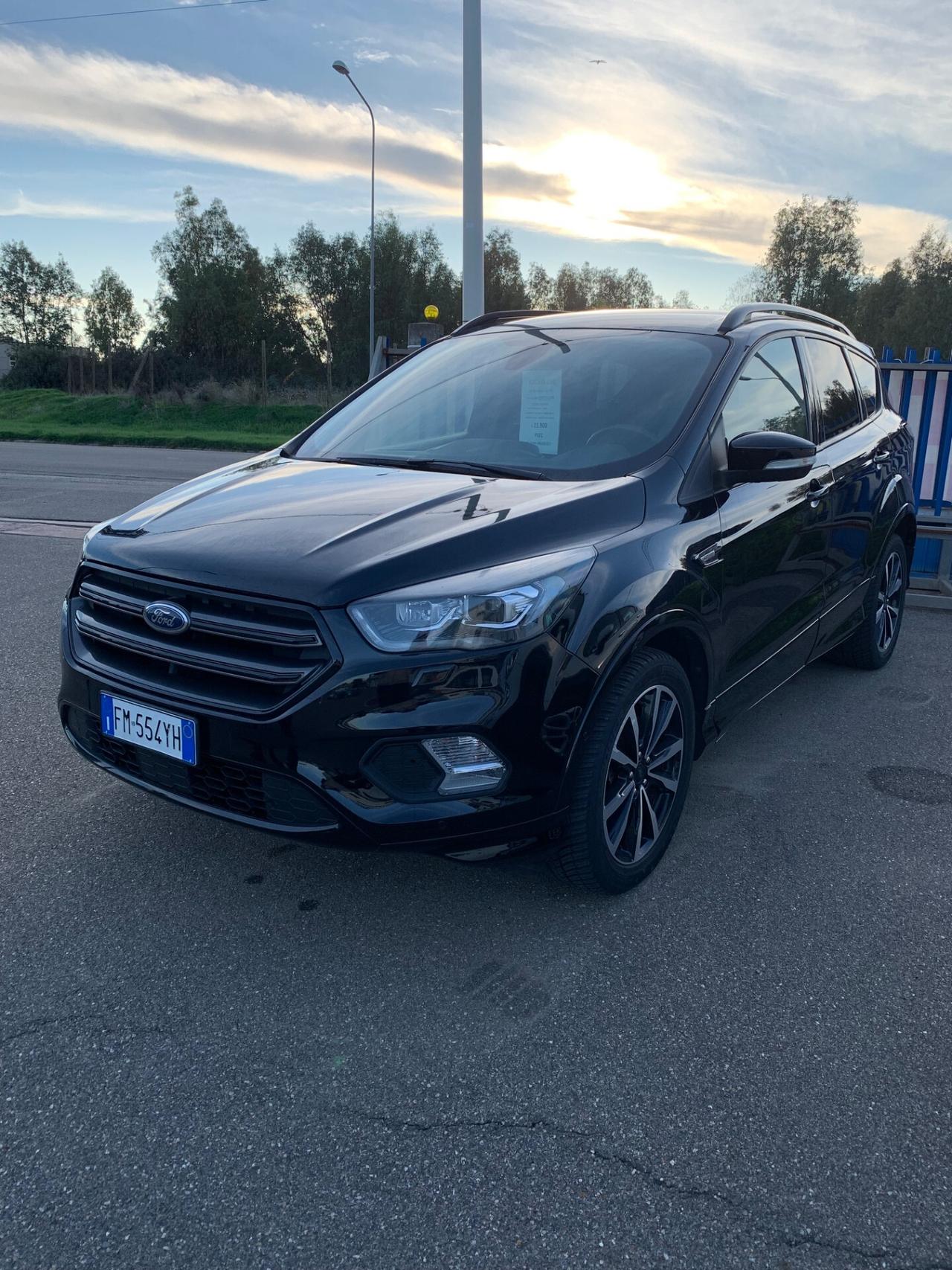 Ford Kuga 2.0 TDCI 150 CV S&S 2WD ST-Line