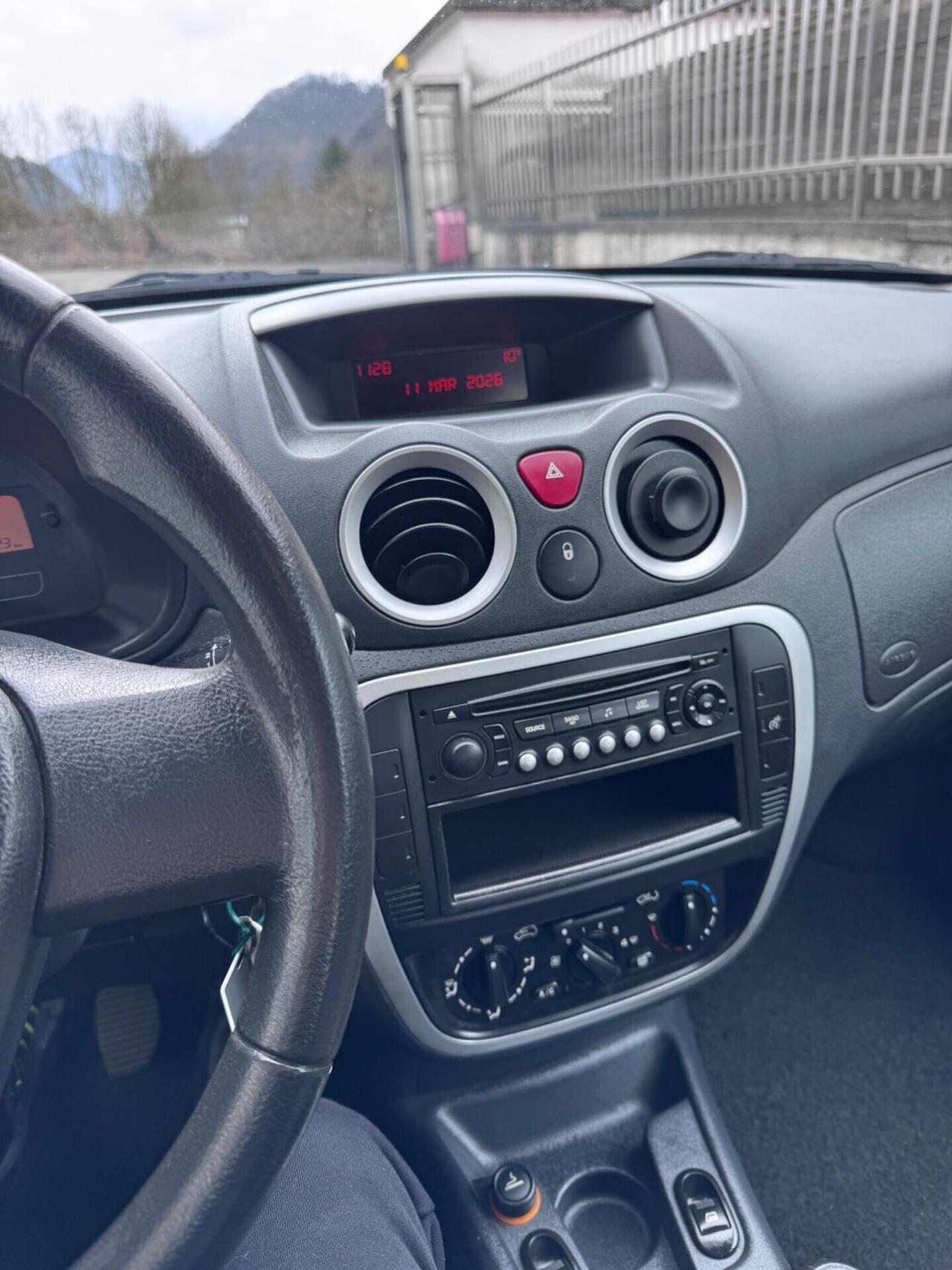 Citroen C3 1.1 BENZINA soli 98000km
