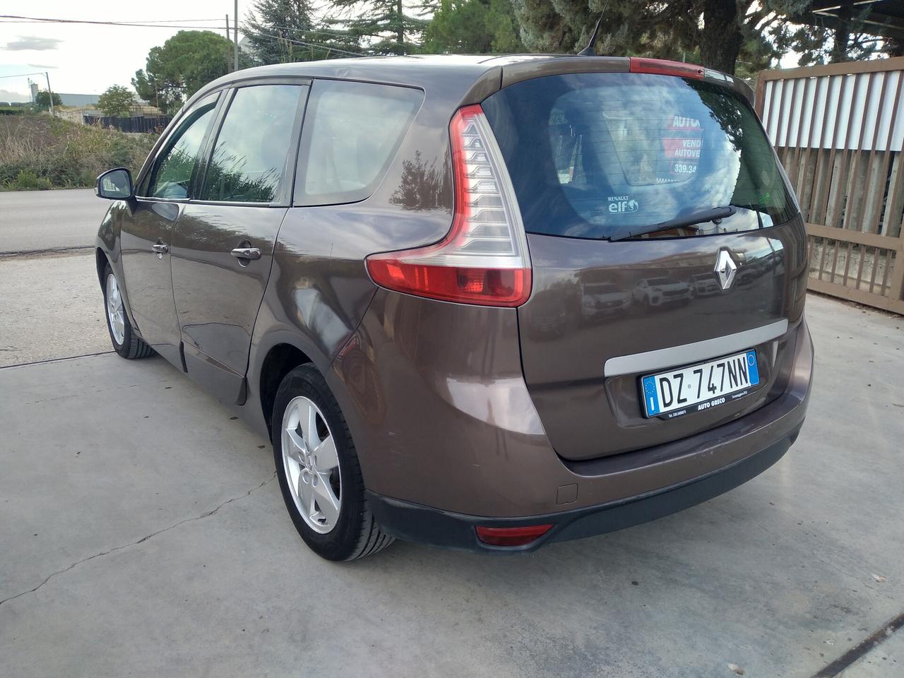 Renault Scénic 1.5 dCi 110CV 7 posti