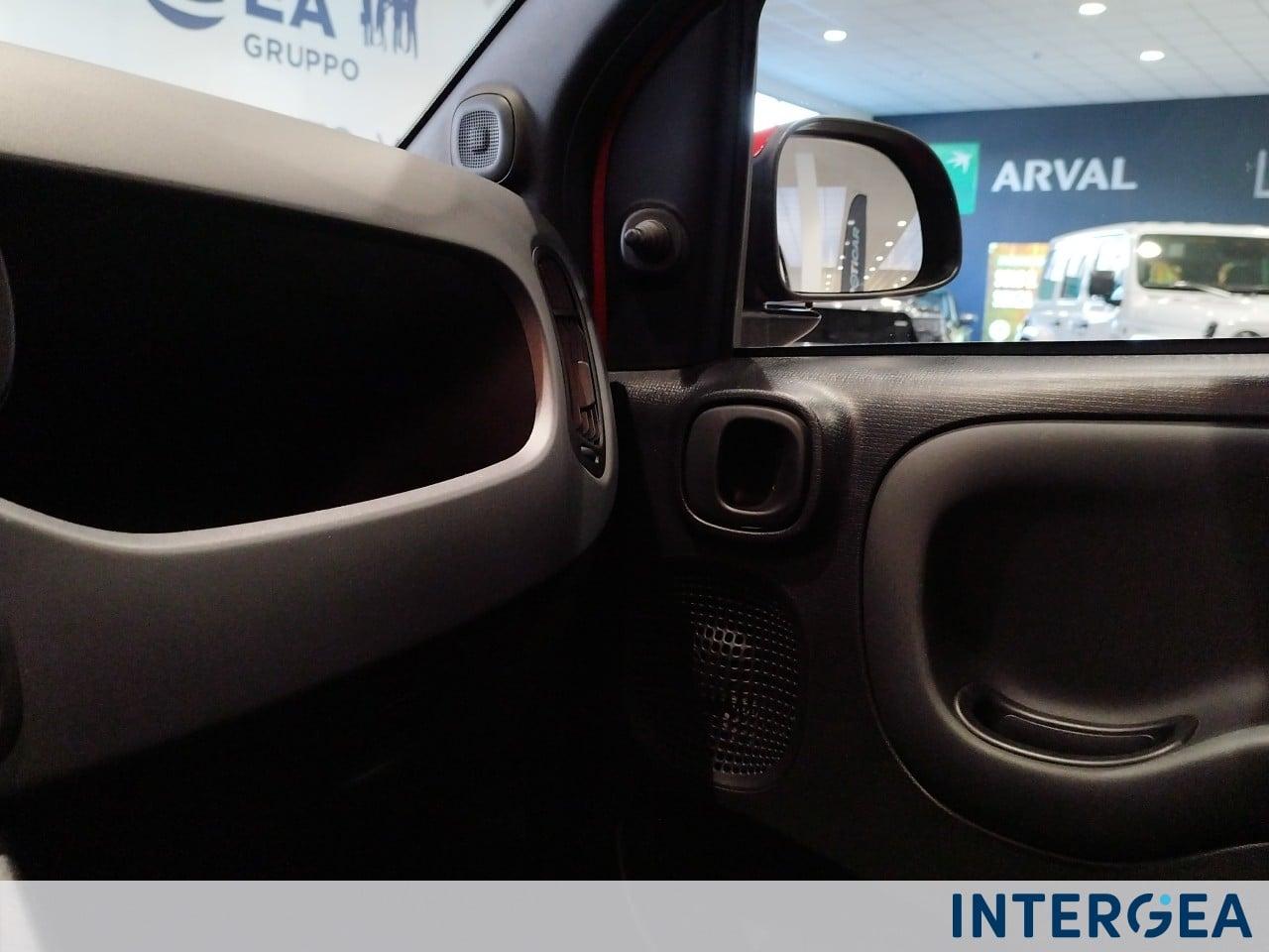 FIAT Panda 1.0 firefly hybrid Sport s&s 70cv