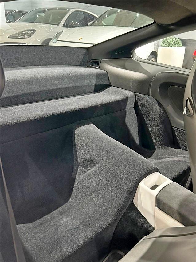 Porsche 911 997 Coupe 3.8 Carrera 4 GTS