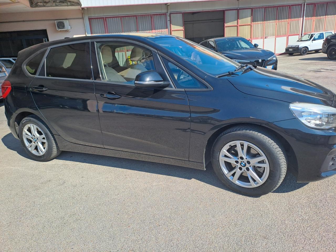Bmw 2er Active Tourer 218d Luxury