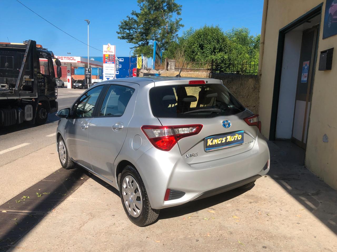 Toyota Yaris 1.5 Hybrid 5 porte Cool